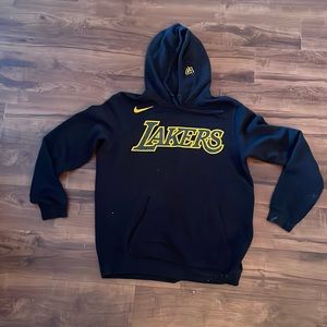 LAKERS Nike Black hoodie with lakers logo Kobe 24 on hood Large